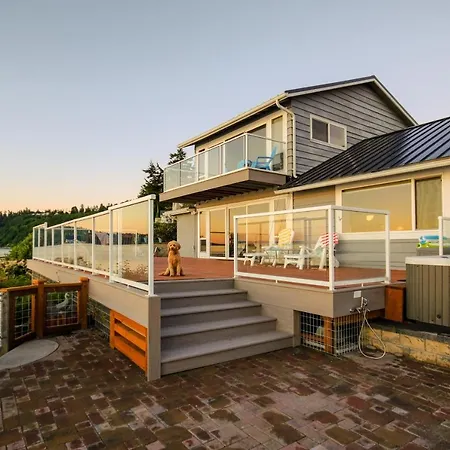 Spyglass Beach House